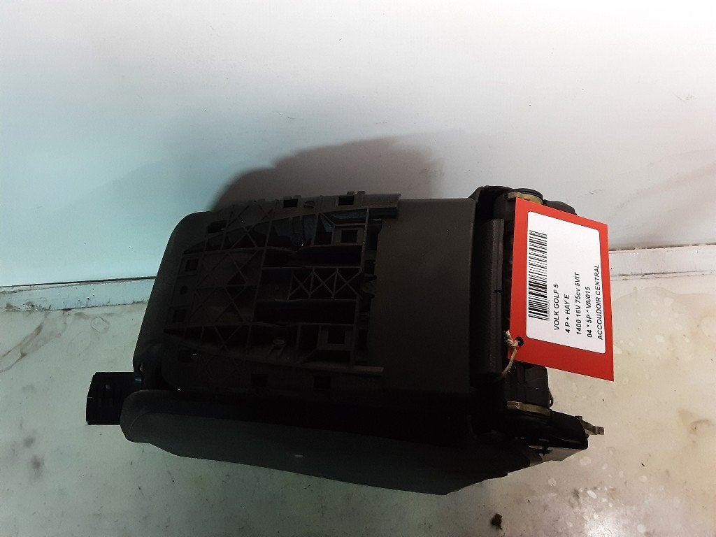 CONSOLE CENTRALE Volkswagen Golf V (1K1) (1K0864251A), Volkswagen, Mevr. I. Hauben, Utilisé, Rue de l'Espoir 34 34
4030  GRIVEGNÉE, BE
