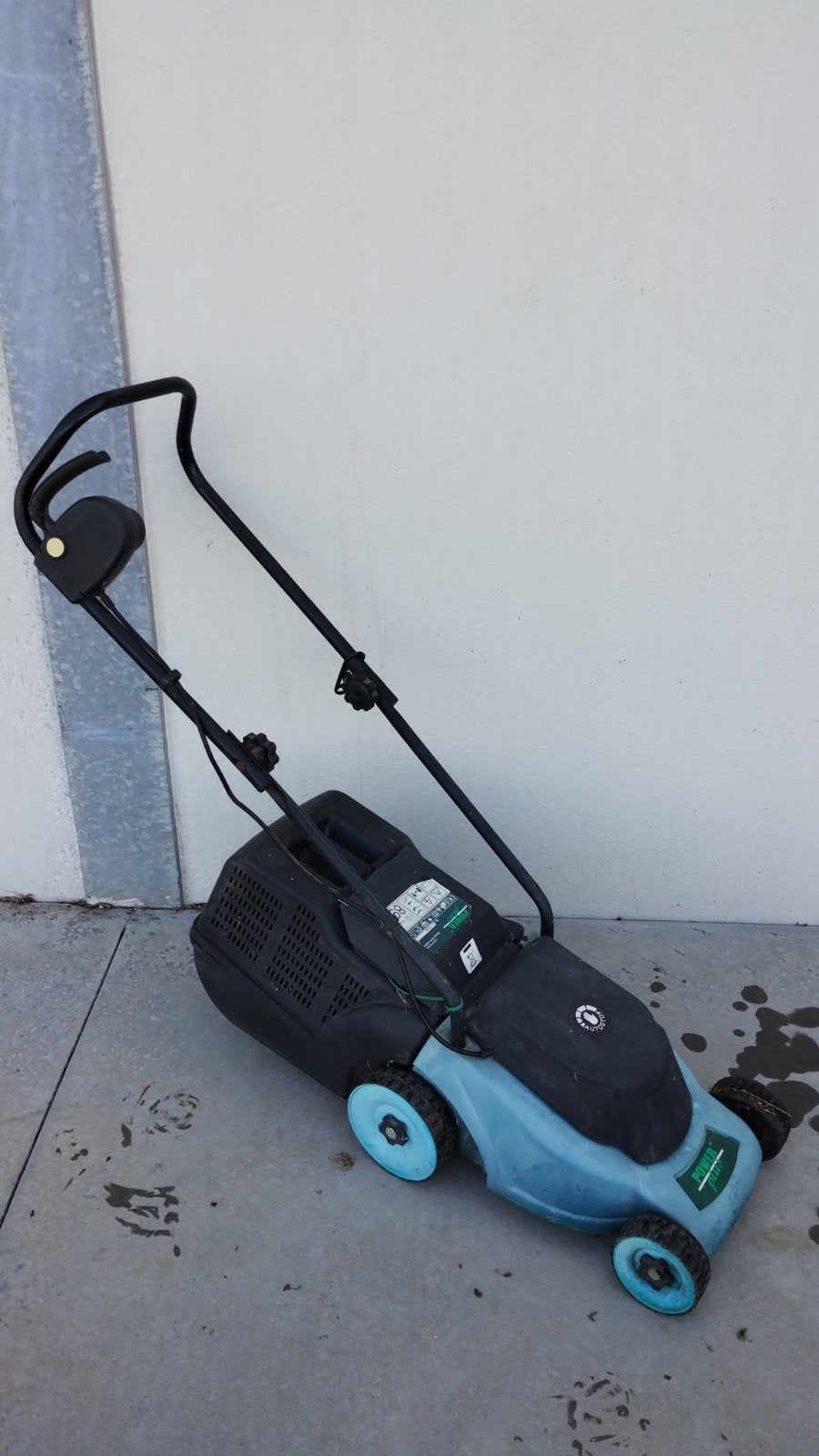 Elektrische grasmaaier, Tuin en Terras, Ophalen, Cirkelmaaier, Gebruikt, Elektrische grasmaaier