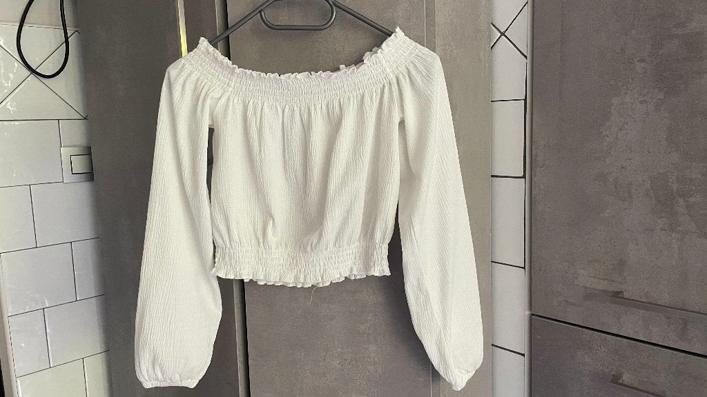 BLOUSE courte manches longues blanche XS, Vêtements | Femmes, Blouses & Tuniques, Enlèvement ou Envoi, Comme neuf, Taille 34 (XS) ou plus petite