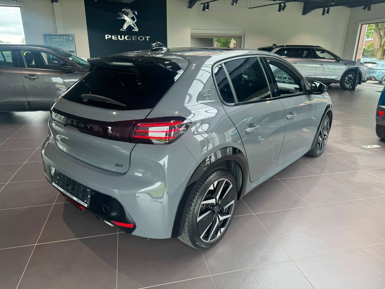 Peugeot 208 GT (année de construction 2024), Autos, Argent ou Gris, Achat, Euro 6, Entreprise