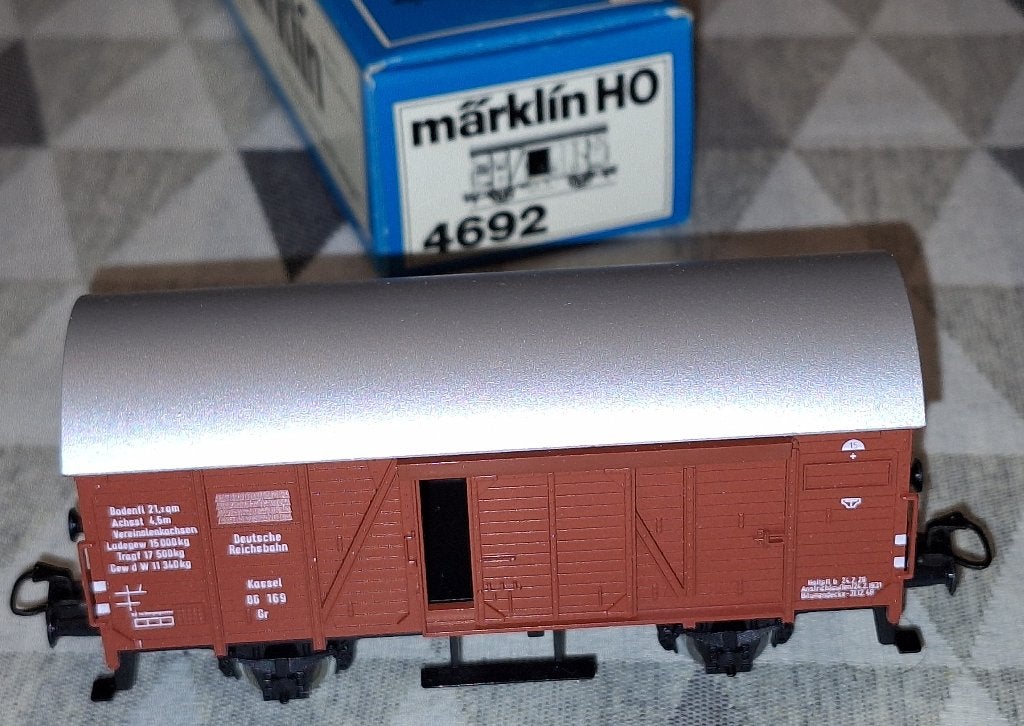 Märklin HO 4692 gesloten goederenwagon van de DR, Enlèvement ou Envoi, Comme neuf, Wagon, Märklin