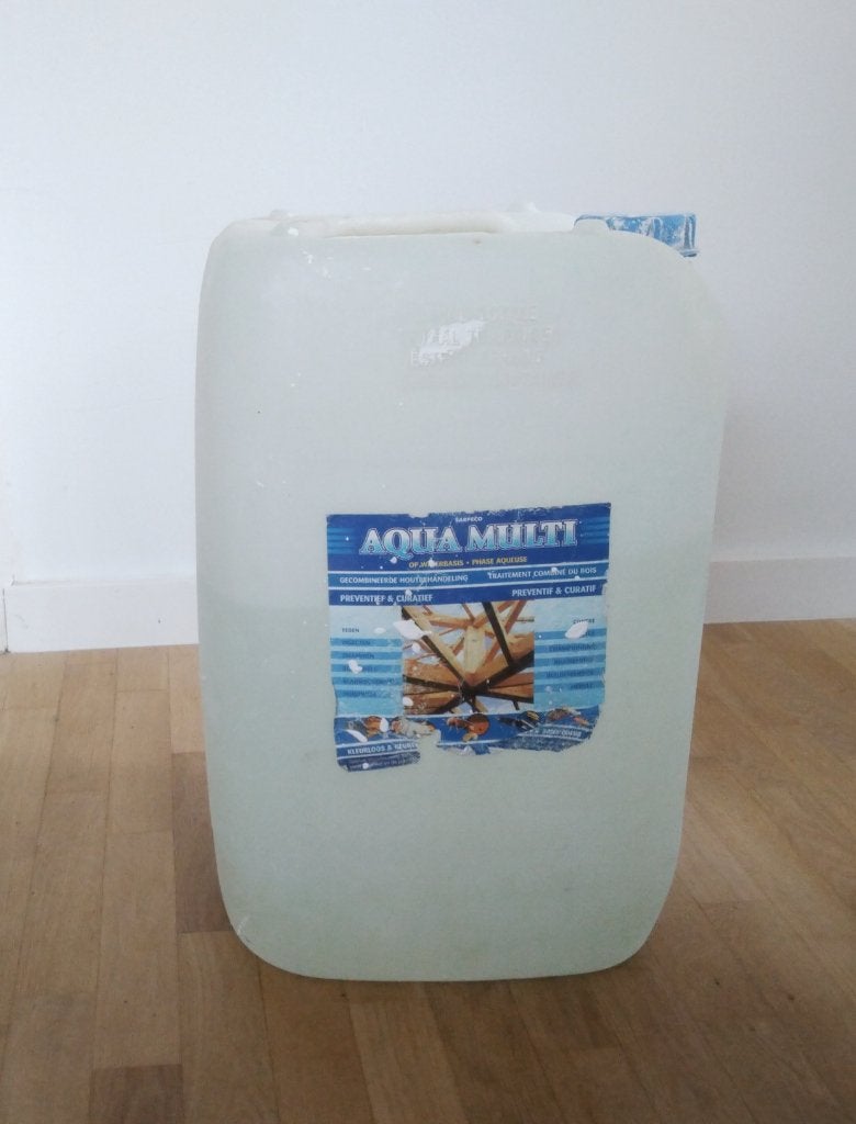 Agent de traitement du bois Aquamulti, 12 litres, Bricolage & Construction, Autres couleurs, Comme neuf, 10 à 15 litres, Enlèvement
