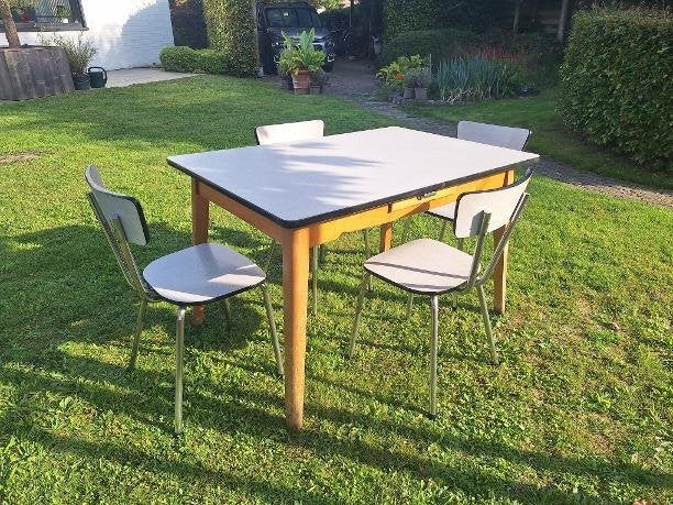 setje keukentafel en 4 stoelen, Gris, Bois, Enlèvement, Utilisé