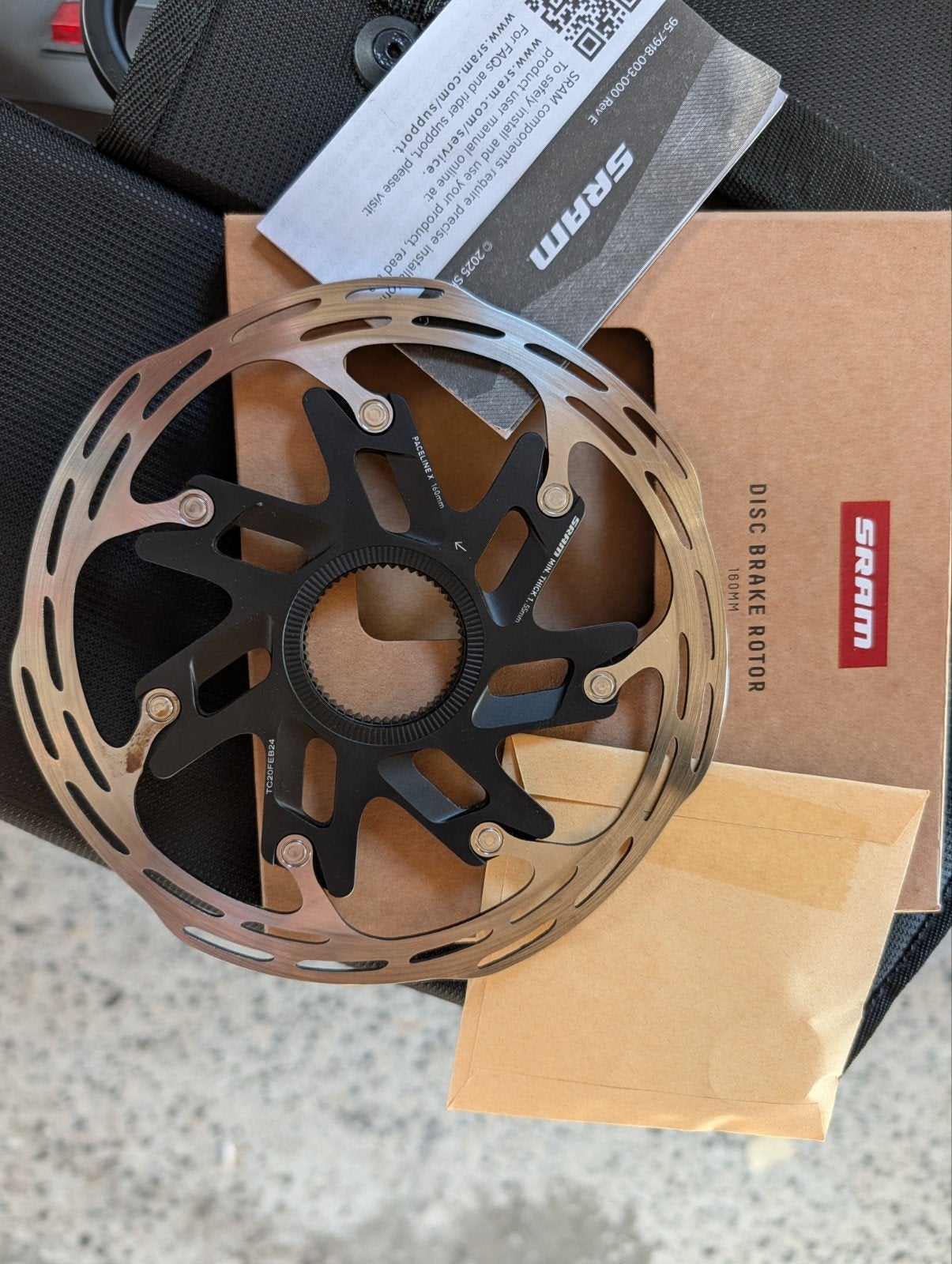 Sram red remschijf, Enlèvement