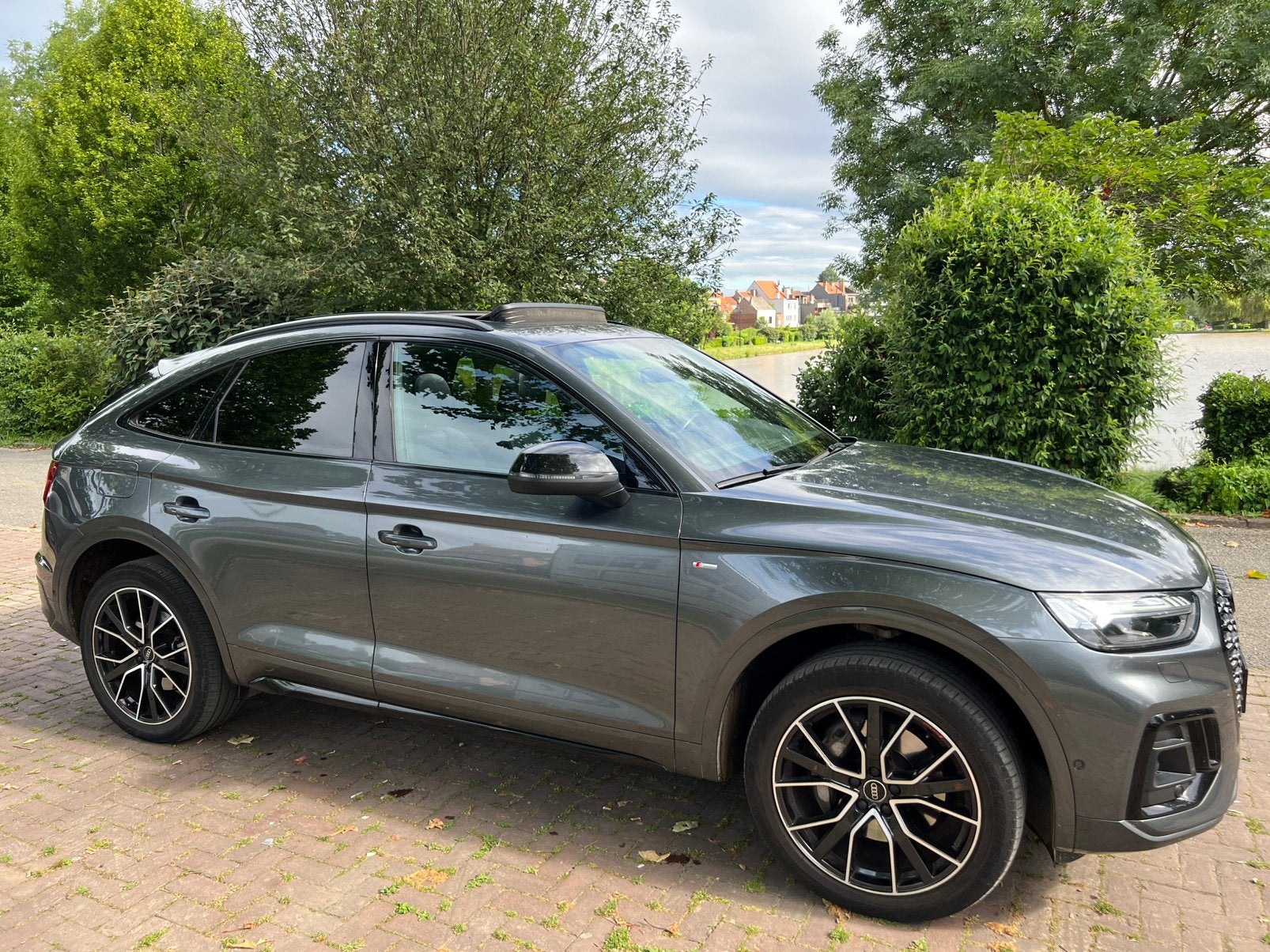 Audi Q5 Sportback 55 TFSie Quattro PHEV Compétition, Autos, Argent ou Gris, Achat, Euro 6, Entretenue par le concessionnaire