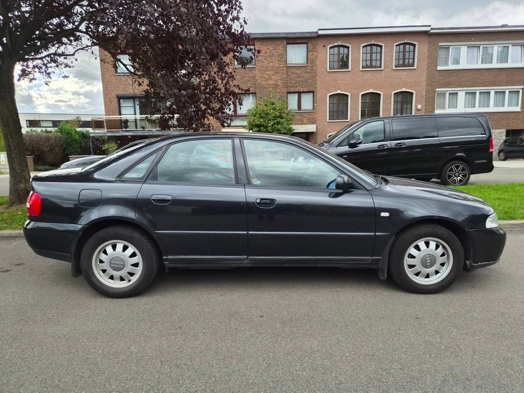 Audi A4 TDI (Prête à immatriculer), Achat, 4 portes, Boîte manuelle, A4