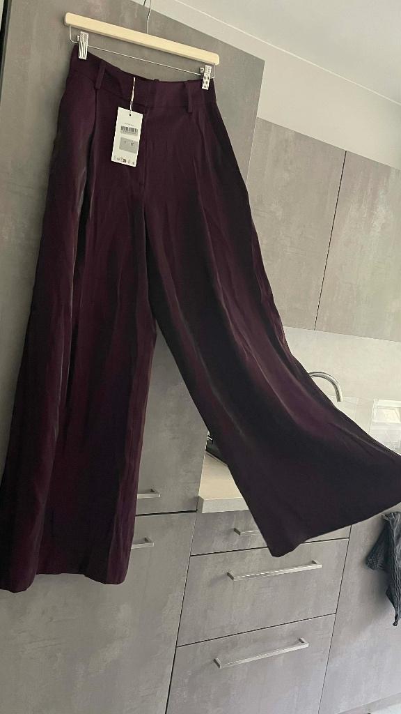 PANTALON neuf ZARA fluide mauve satinée M, Neuf, Enlèvement ou Envoi, Zara, Longs