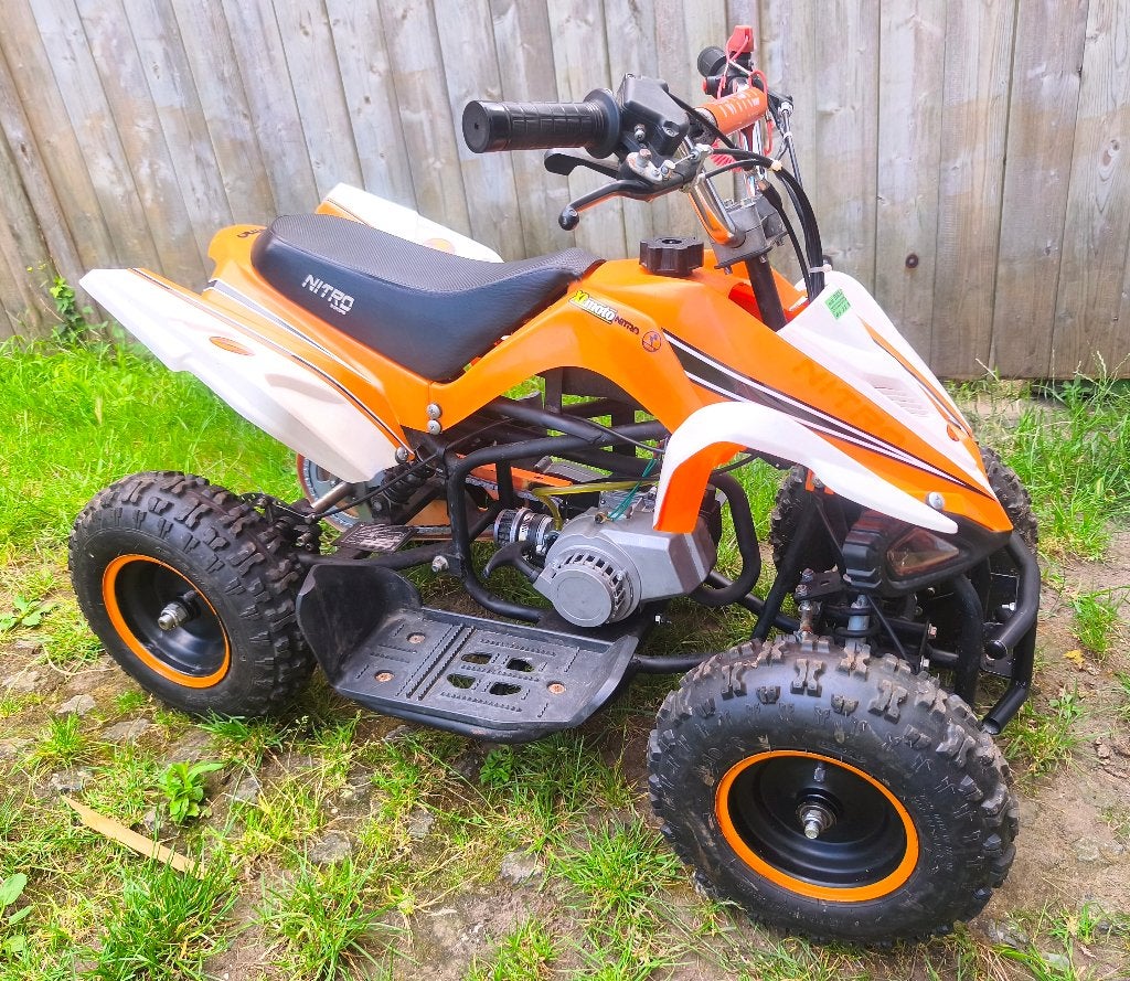 Quad enfant essence parfait état, 11 kW of minder, 50 cc, 1 cilinder