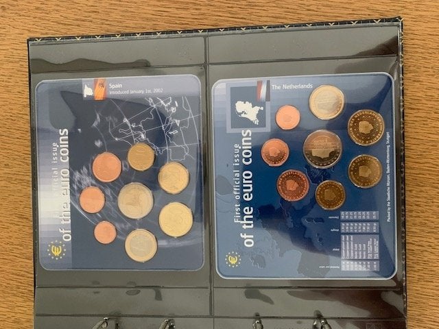 First Official Issue Euro Coins, Timbres & Monnaies, Enlèvement, Autres pays, Autres valeurs, Série