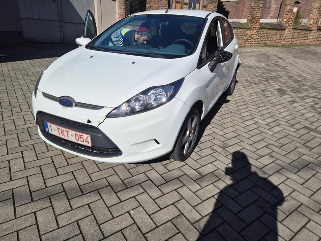 FORD FIESTA A SAISIR 1600 tdci, Autos, Euro 5, Achat, Entreprise, 5 portes