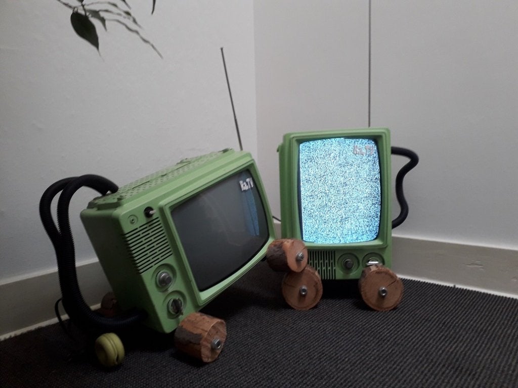Beeld – Installatie ‘Tellis on the Road’, Ophalen, Overige onderwerpen, 50 - 100 cm, Overige materialen