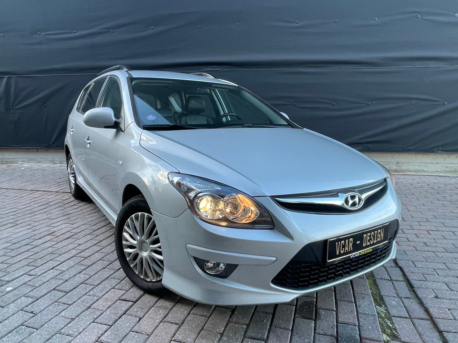 Hyundai i30 benzine/break /Automaat /2011/82500km/12M grnt, Auto's, Euro 5, 4 cilinders, https://public.car-pass.be/vhr/01ffeff5-3030-48d5-a420-ecd3cc92e2b1