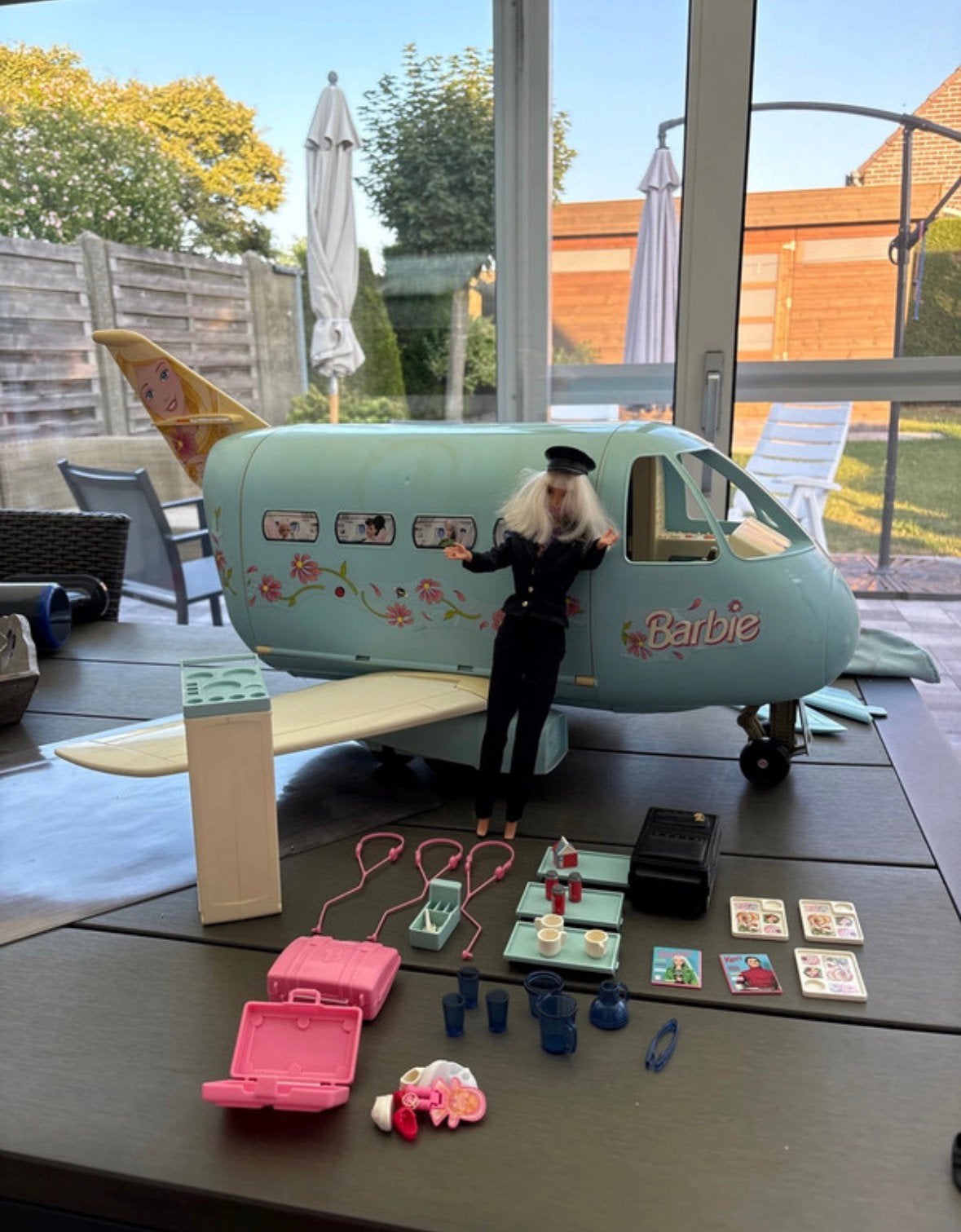 Vliegtieg mattel Barbie mrt stewardess en accesoires, Kinderen en Baby's, Ophalen of Verzenden, Zo goed als nieuw, Barbie