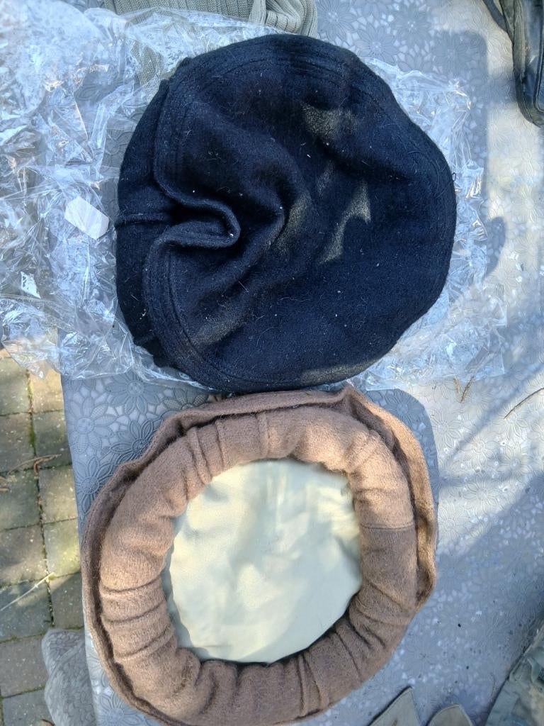 Chapeaux Afghan., Enlèvement ou Envoi