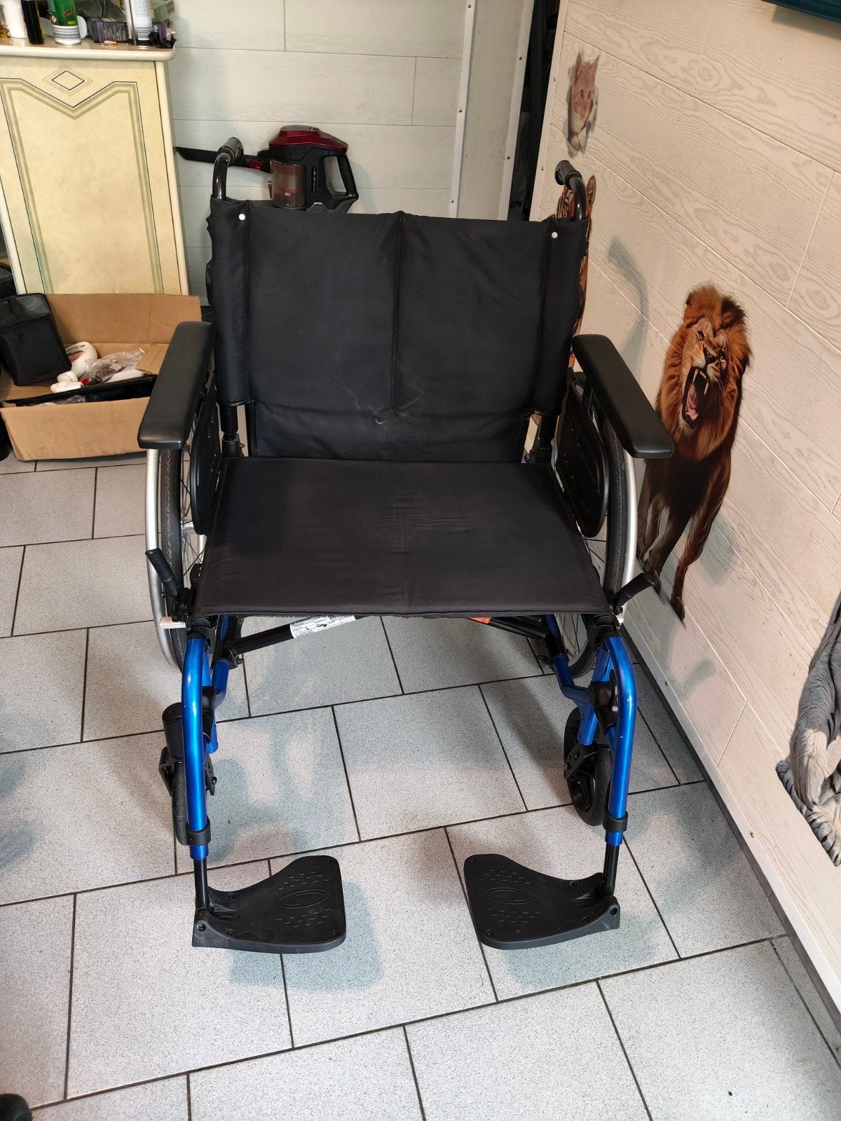 chaise roulante pliable et démontable INVACARE ACTION4 60cm, Enlèvement