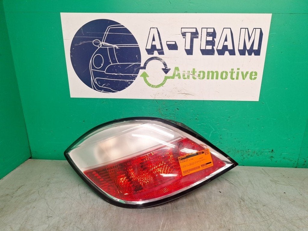 FEU ARRIÈRE GAUCHE Opel Astra H (L48) (|154421936LB|), Opel, Opel Automobile GmbH, Utilisé, Kontakt-opel@opel.com