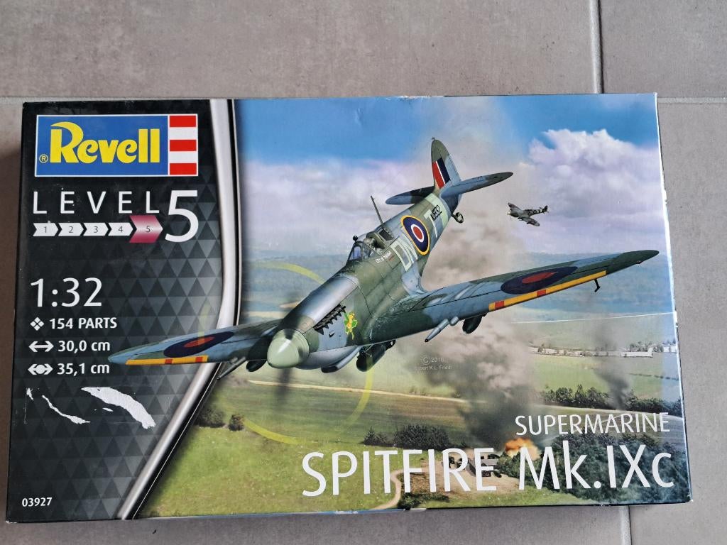 Revell | Nr. 03927 | 1:32 - Supermarine Spitfire (Sealed), Revell, Nieuw, Ophalen of Verzenden, Groter dan 1:72