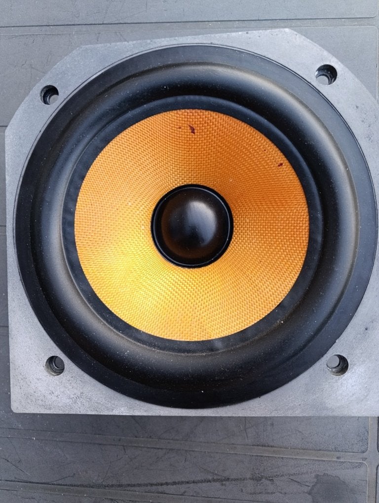 b&w dm7 midbass in goede staat, 60 à 120 watts, Enlèvement, Utilisé, Bowers & Wilkins (B&W)