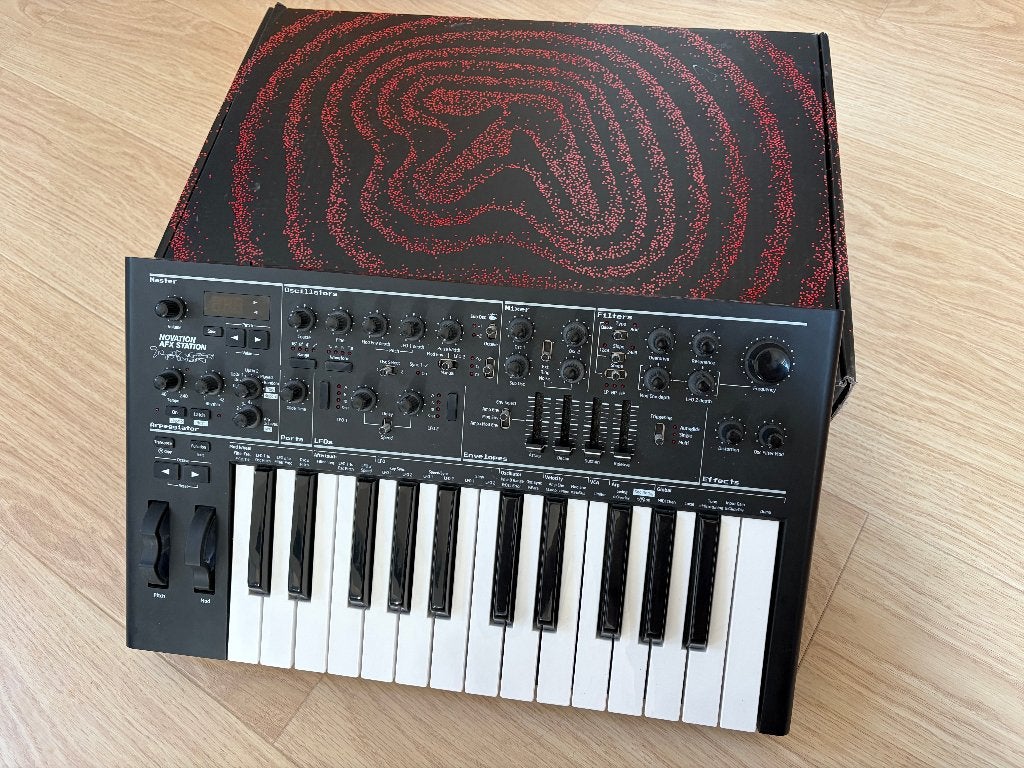 Novation Bass Station AFX limited edition, Ophalen, Novation