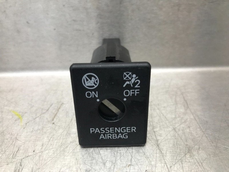 VEROUILLAGE AIRBAG Mazda 2 (DJ / DL) (|DA6A666H0|), Utilisé, Mazda