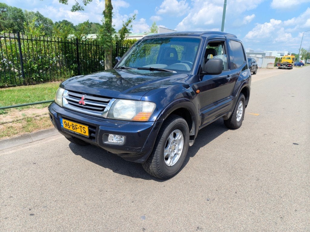 Mitsubishi Pajero 3.2 DI-D GLS HRLS, Autos, Mitsubishi, Achat, Rétroviseurs électriques, Entreprise, 2 places