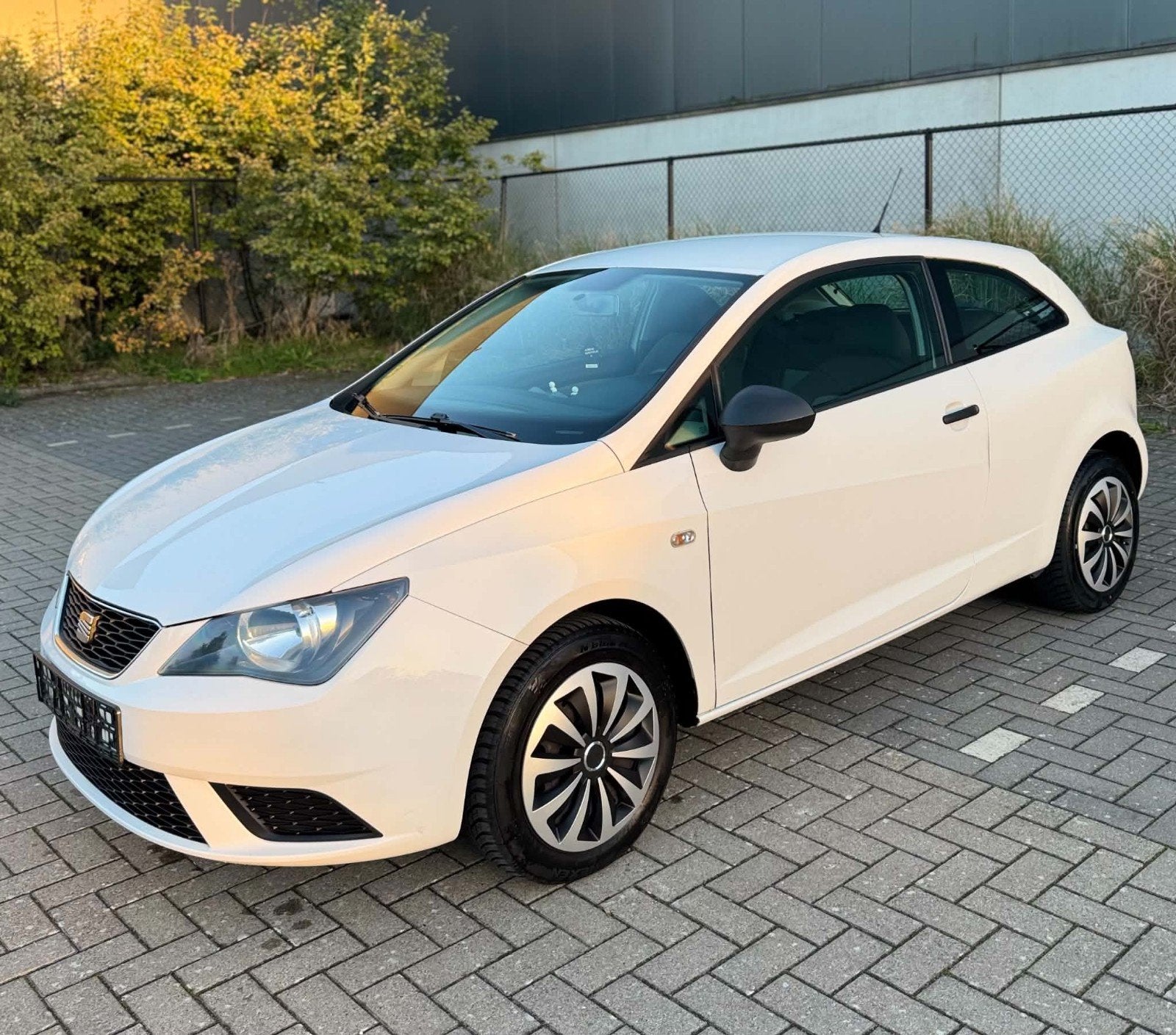 Seat Ibiza 1.2 Benzine 106.000KM Gekeurd Vvk tot 09/28 Airco, Autos, Vitres électriques, Achat, Ibiza, Particulier
