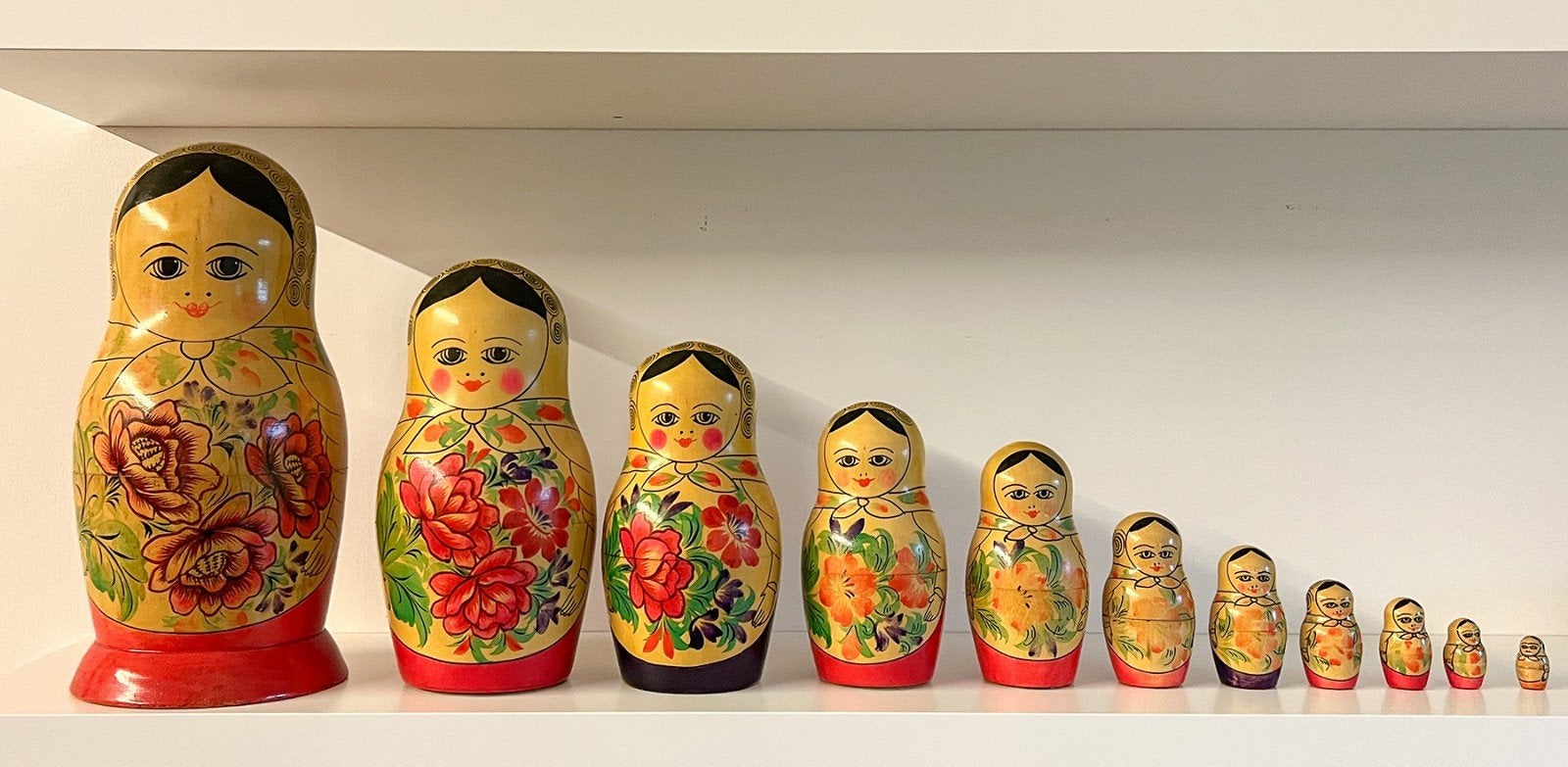 vintage set van 11 houten matroesjka poppetjes, Enlèvement, Utilisé