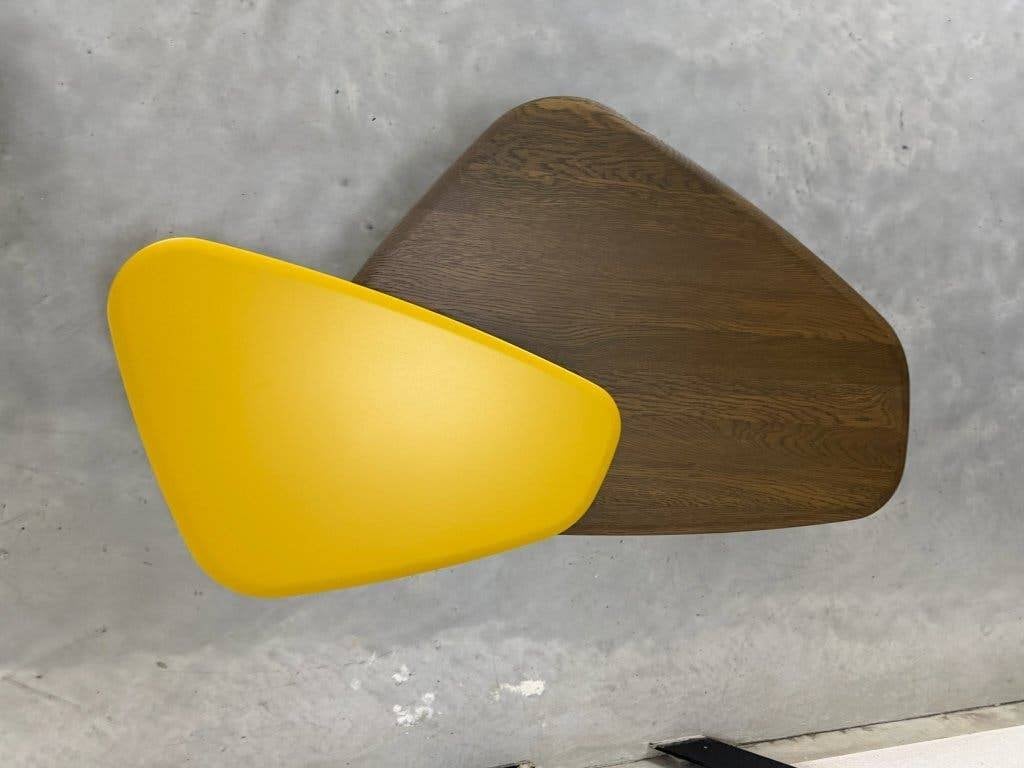 Leolux Tilio tafel - nieuwstaat, Ophalen, 50 tot 100 cm, 50 tot 100 cm, Zo goed als nieuw