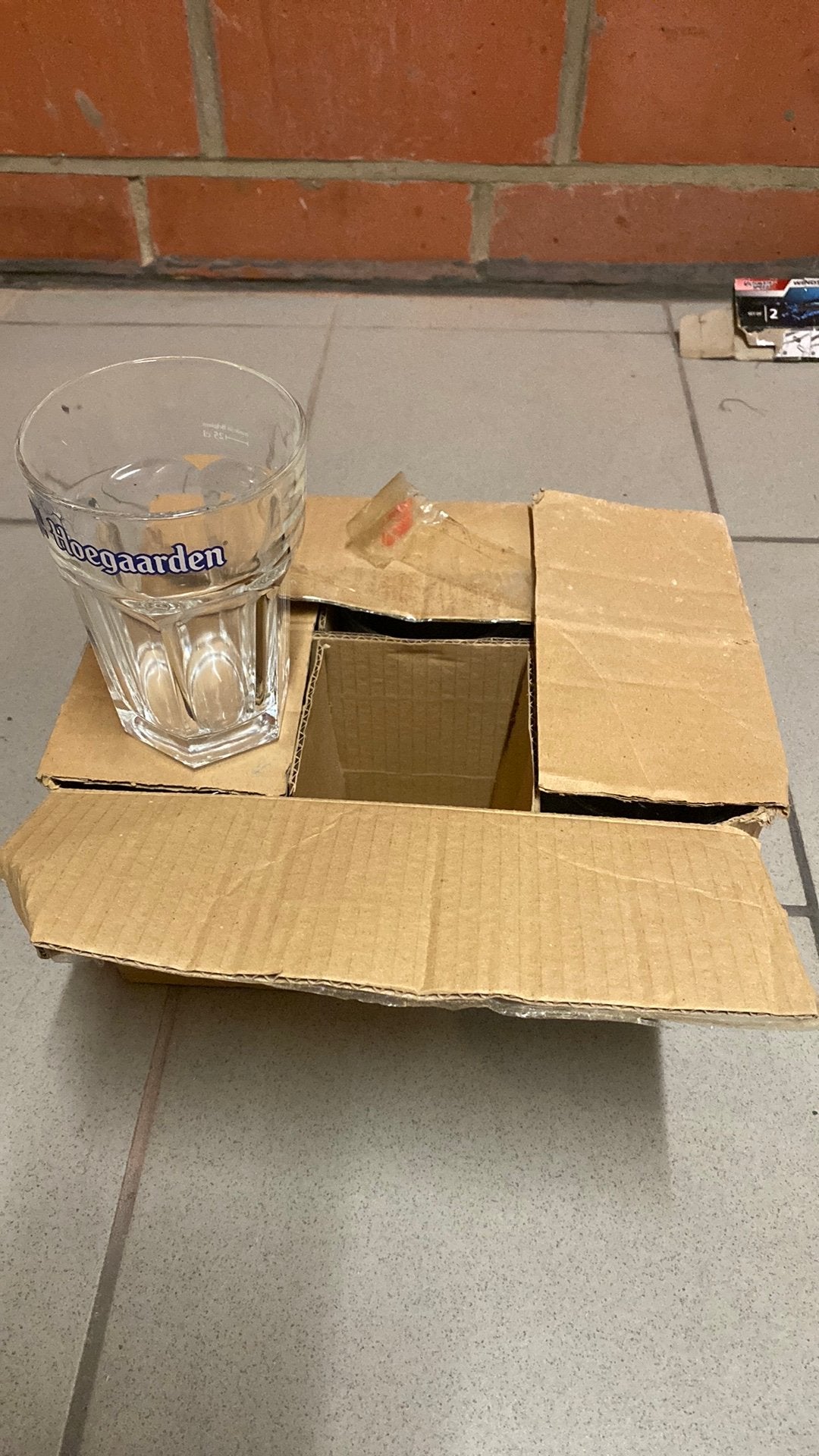 Glazen, Ophalen, Nieuw