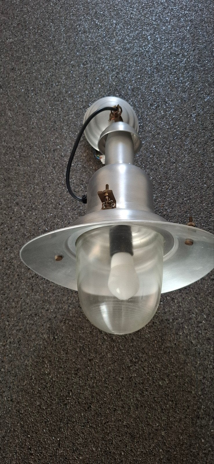 industriele lamp, Ophalen
