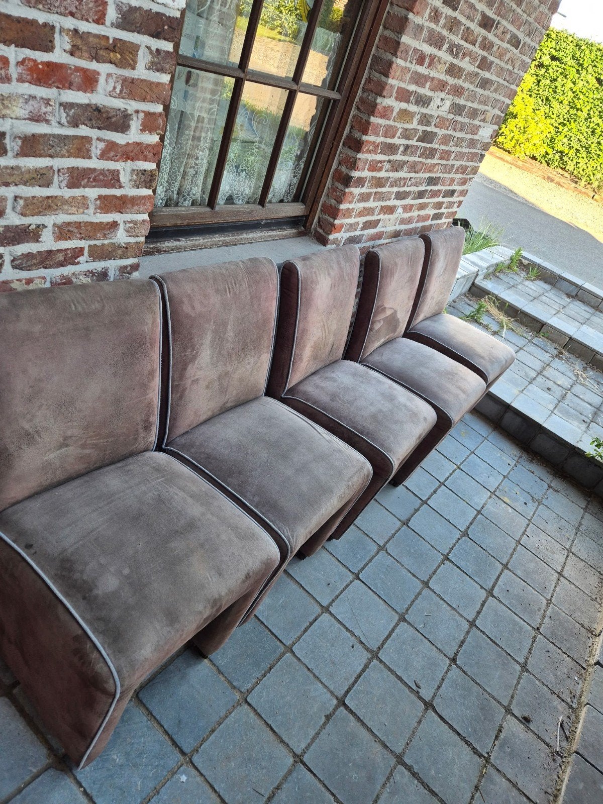 Gratis eetkamerstoelen met wieltjes, Ophalen