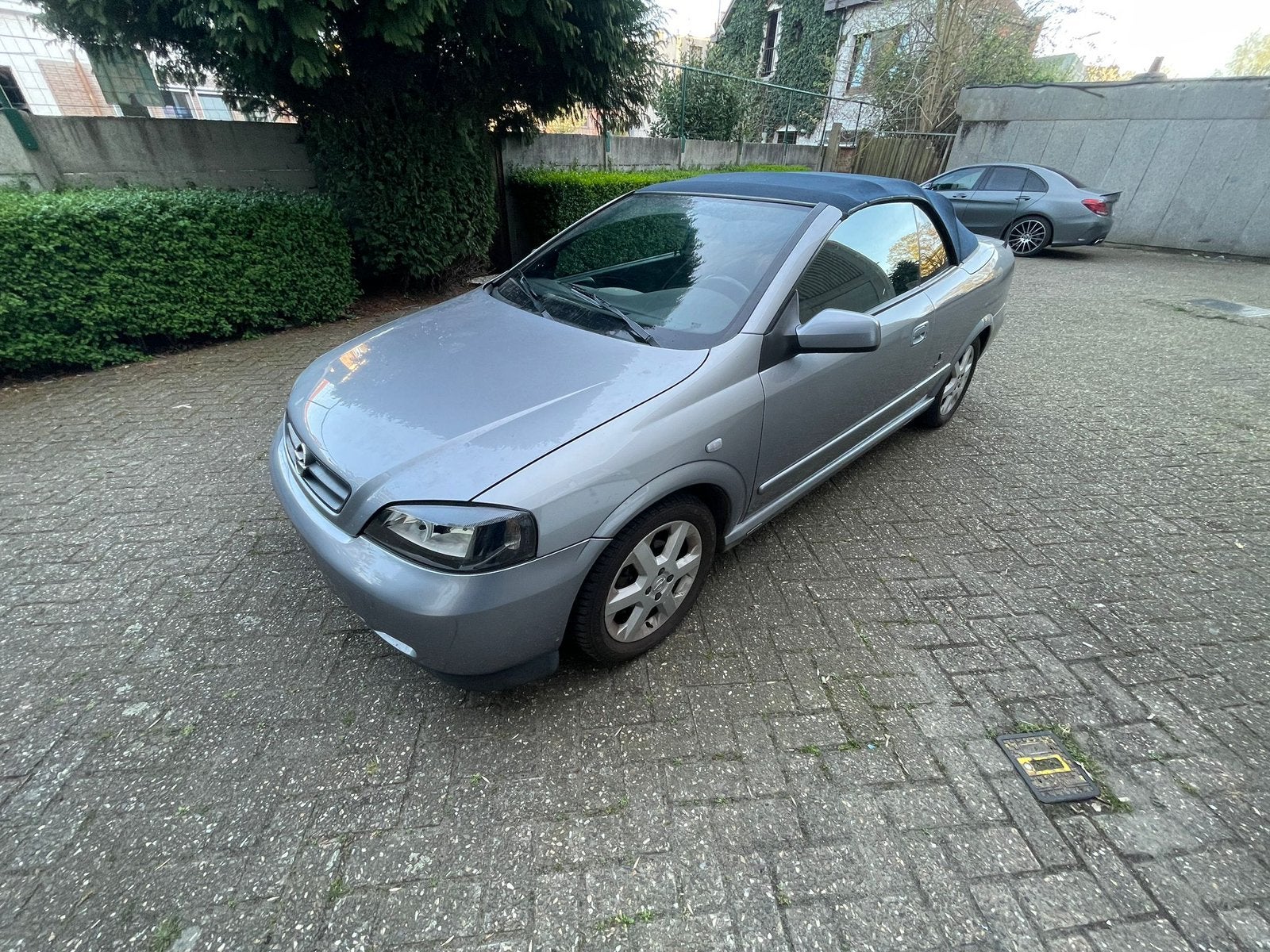 Opel Astra Bertone Cabriolet 1.6 benzine gekeurd v.vk., Autos, 1190 kg, Argent ou Gris, Achat, Cabriolet