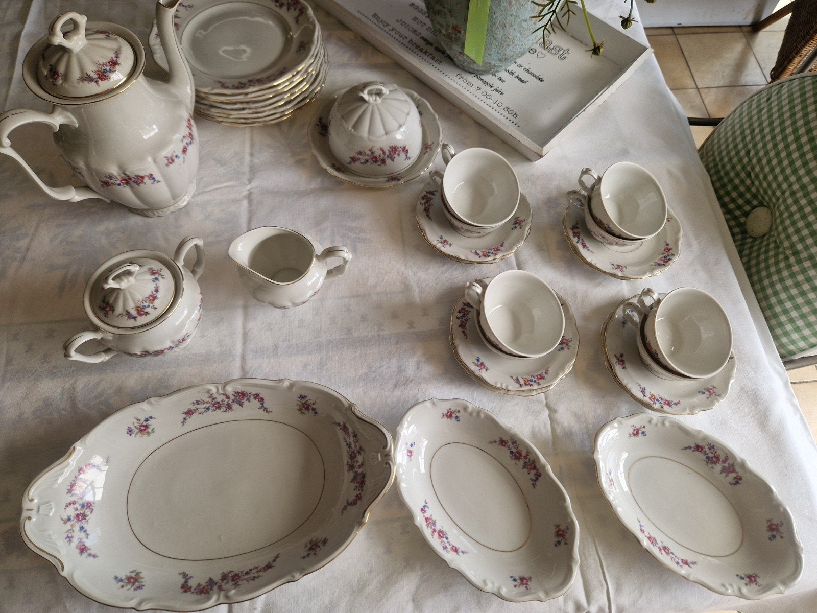 Vintage Oma's koffie servies met bloemetjes, Antiek en Kunst, Antiek | Servies compleet, Ophalen