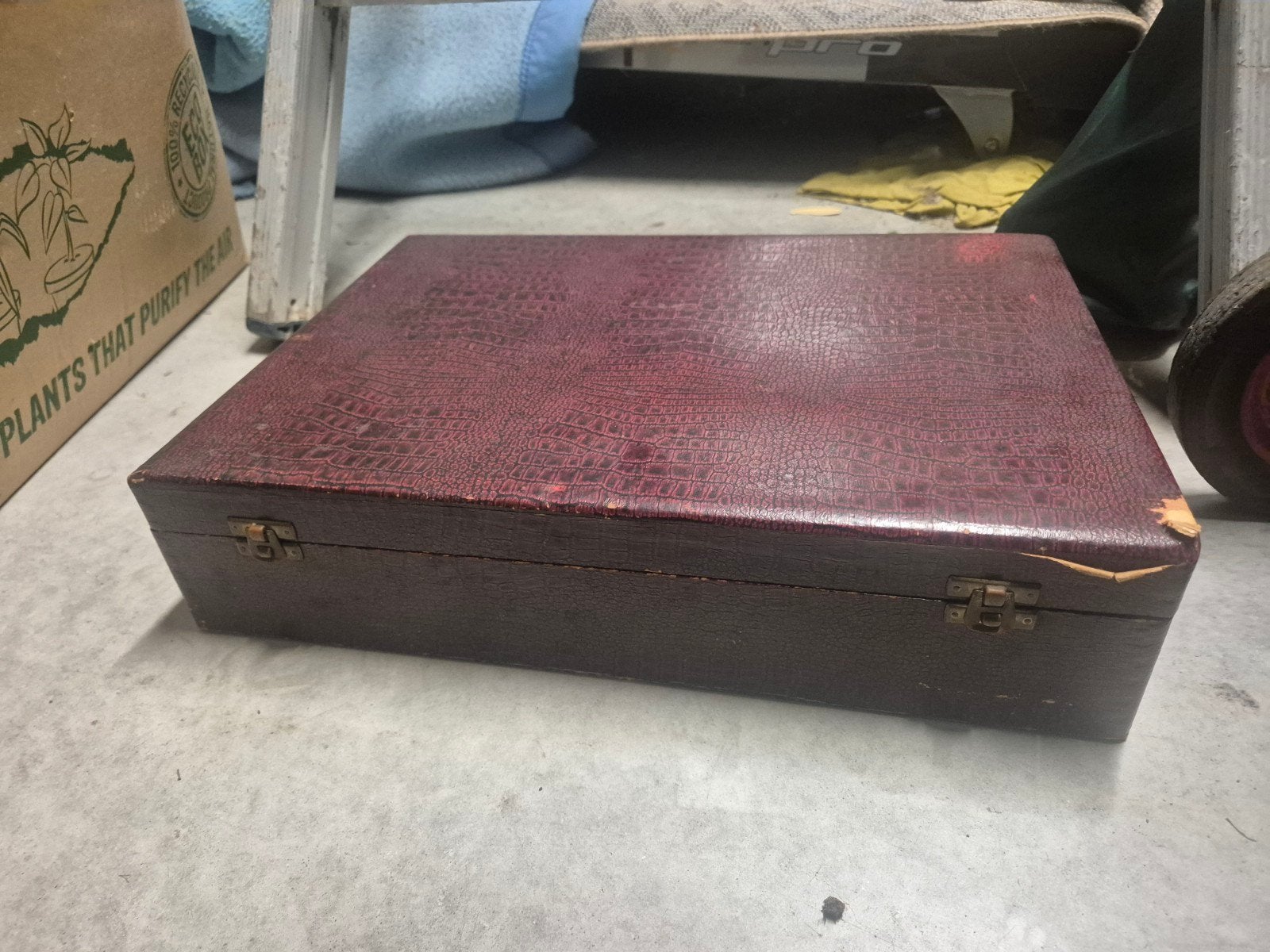 Ménagère ancienne en métal argenté (poinçon 90) avec coffret, Enlèvement, Métal