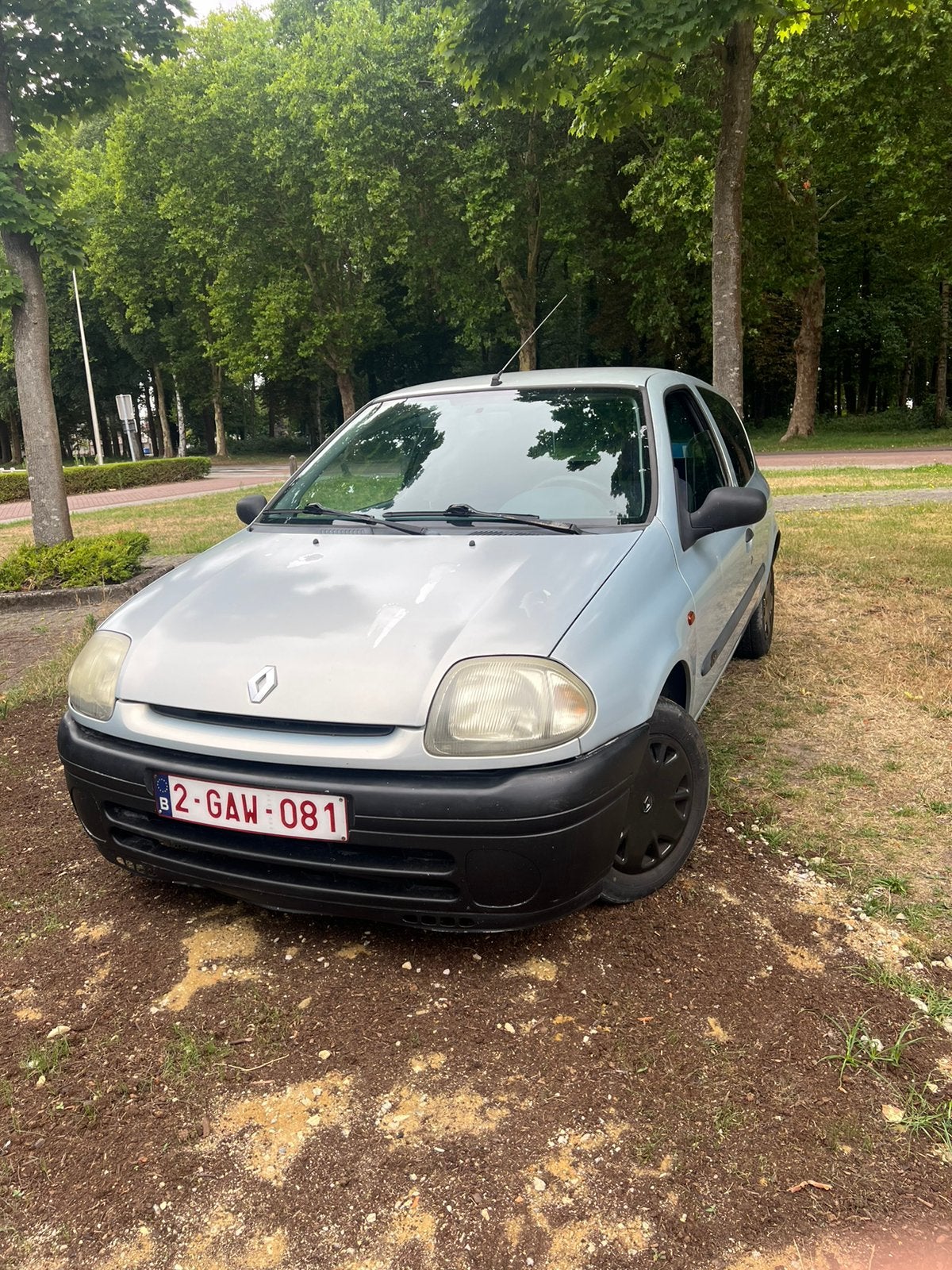Renault clio 1.2 zoo meenemen export, Particulier, Achat
