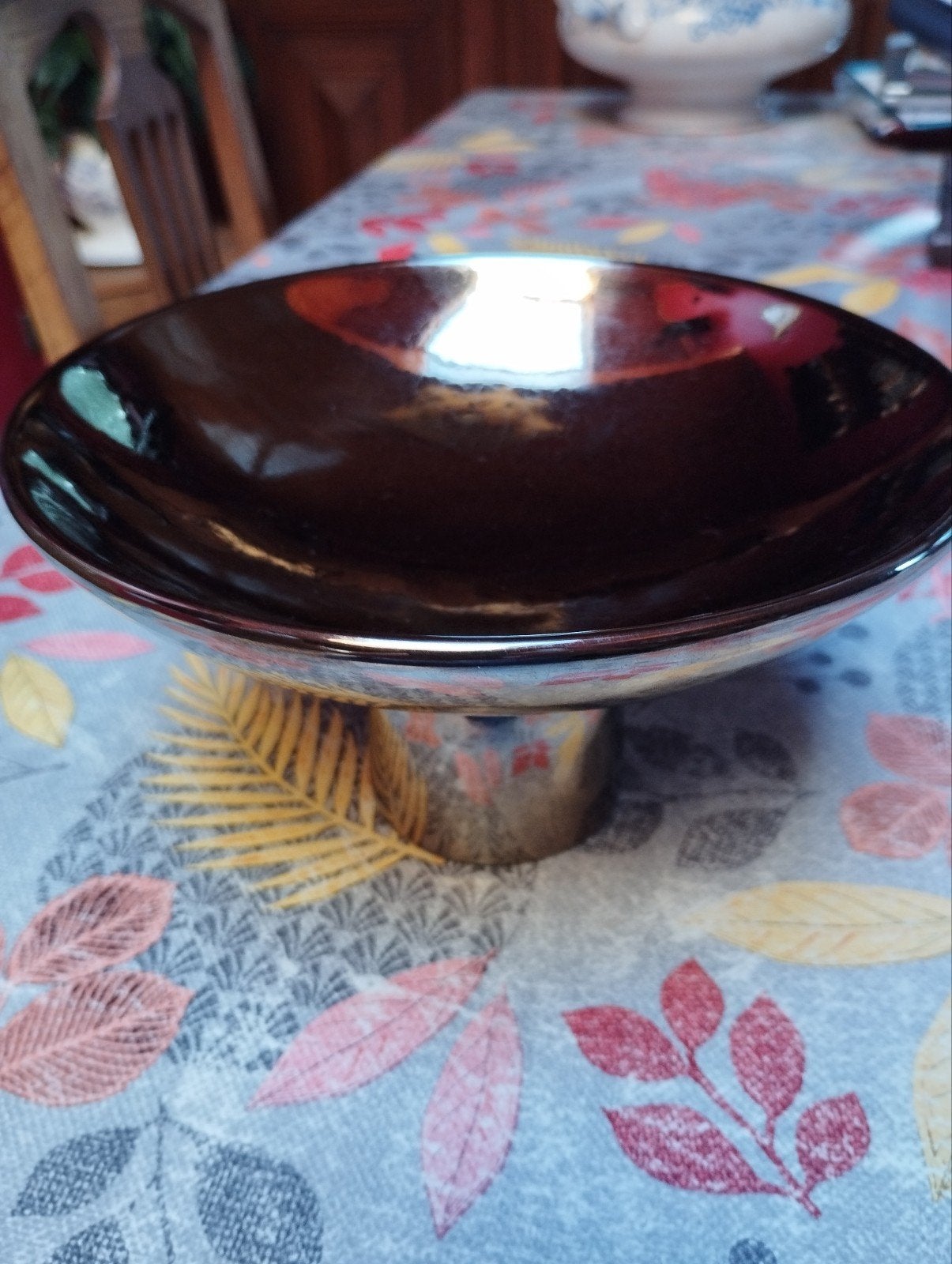 Superbe plat sur pied doré de chez Boch collection d'Ernest, Enlèvement