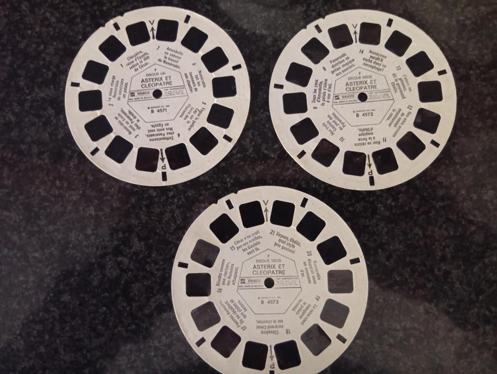 3 disques View-Master : Astérix & Cléopâtre (1969)., Collections, Personnages de BD, Enlèvement ou Envoi, Astérix et Obélix, Comme neuf