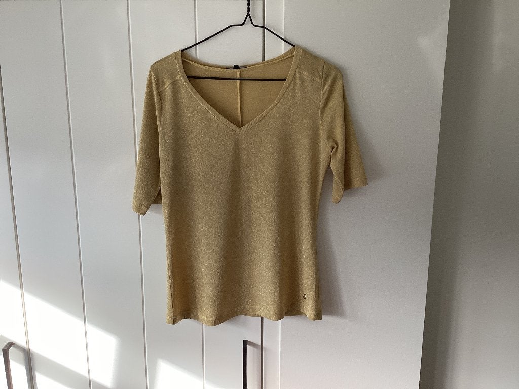 Goudkleurig T-shirt, maat 38, merk Voodoo, Vêtements | Femmes, T-shirts, Manches courtes, Taille 38/40 (M), Comme neuf, Doré