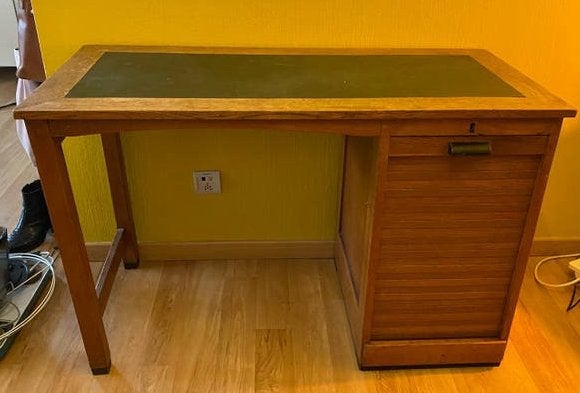 Vintage jaren 50 bureau met rolluik., Huis en Inrichting, Ophalen, Gebruikt, 110 cm, Hout