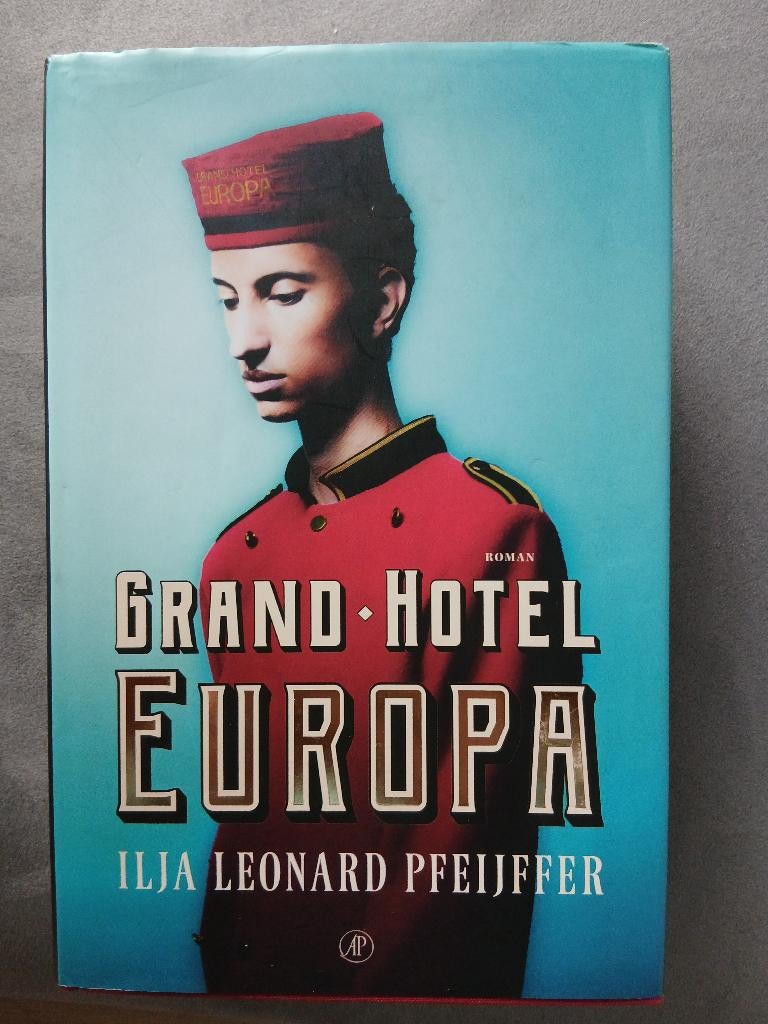 Grand Hotel Europa, Ophalen of Verzenden, Zo goed als nieuw, Ilja Leonard Pfeijffer
