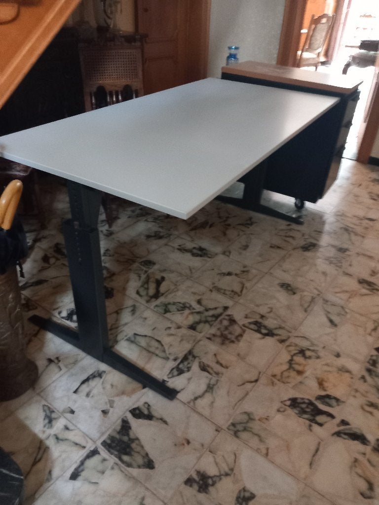 bureautafel, Huis en Inrichting, Ophalen, 160 cm, In hoogte verstelbaar, Zo goed als nieuw
