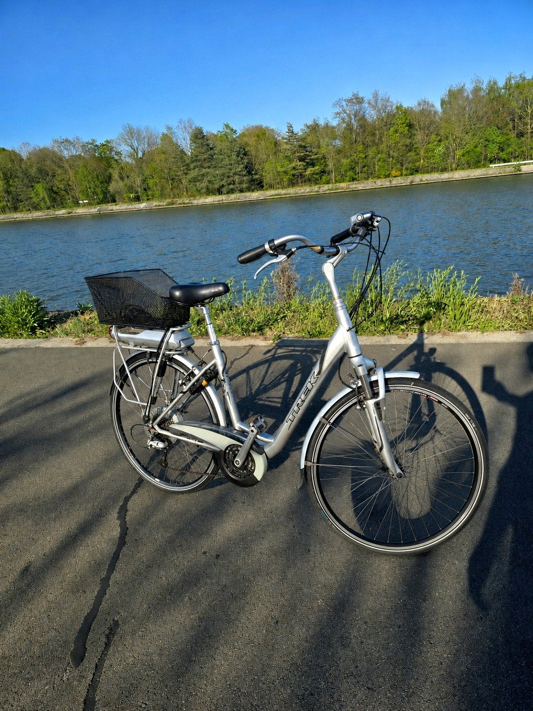 Vélo électrique Trek | Longue autonomie bien entretenue, Enlèvement ou Envoi