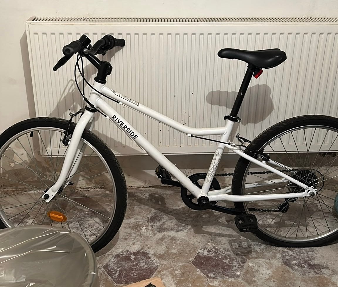Velo jeune enfant, Enlèvement, Comme neuf