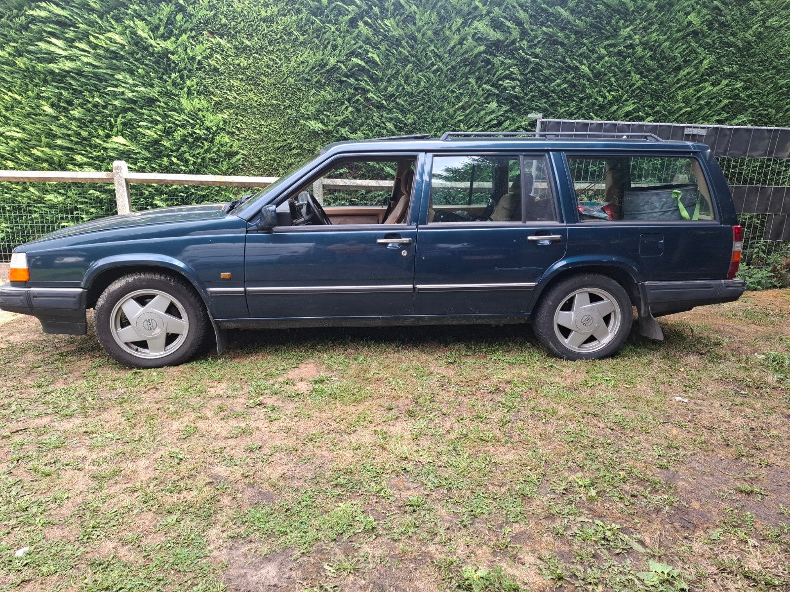 volvo 960. TURBO DIESEL. 1991, 90 kW, Achat, 1800 kg, Beige
