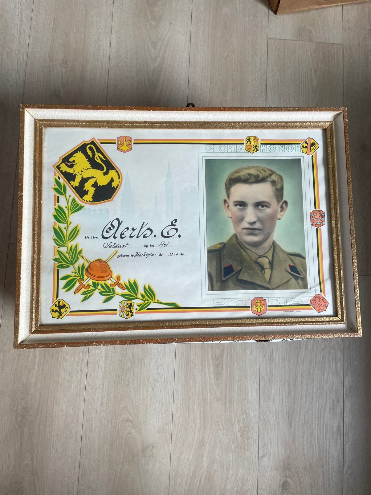 Oude ingelijste foto van soldaat Aerts E. - België, Ophalen, Overige soorten, Foto of Poster