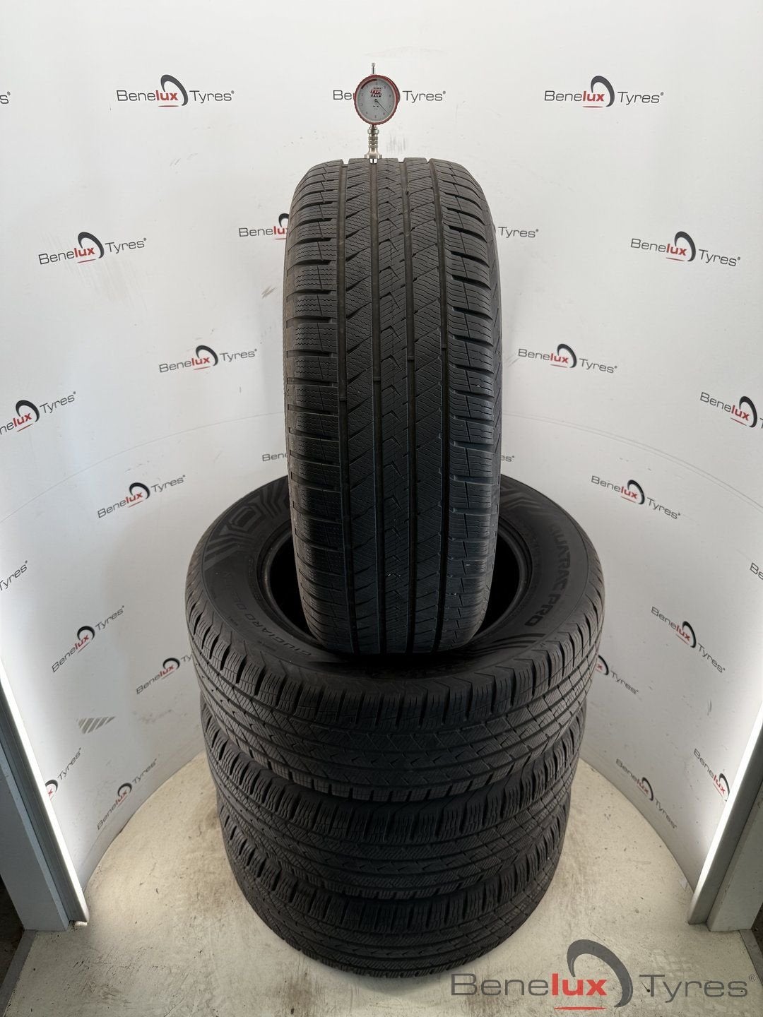 all-season 255/60R18 Vredestein 255/60 R18 255/60/18 2556018, Auto-onderdelen, Banden en Velgen, 18 inch, Gebruikt, 255 mm, -