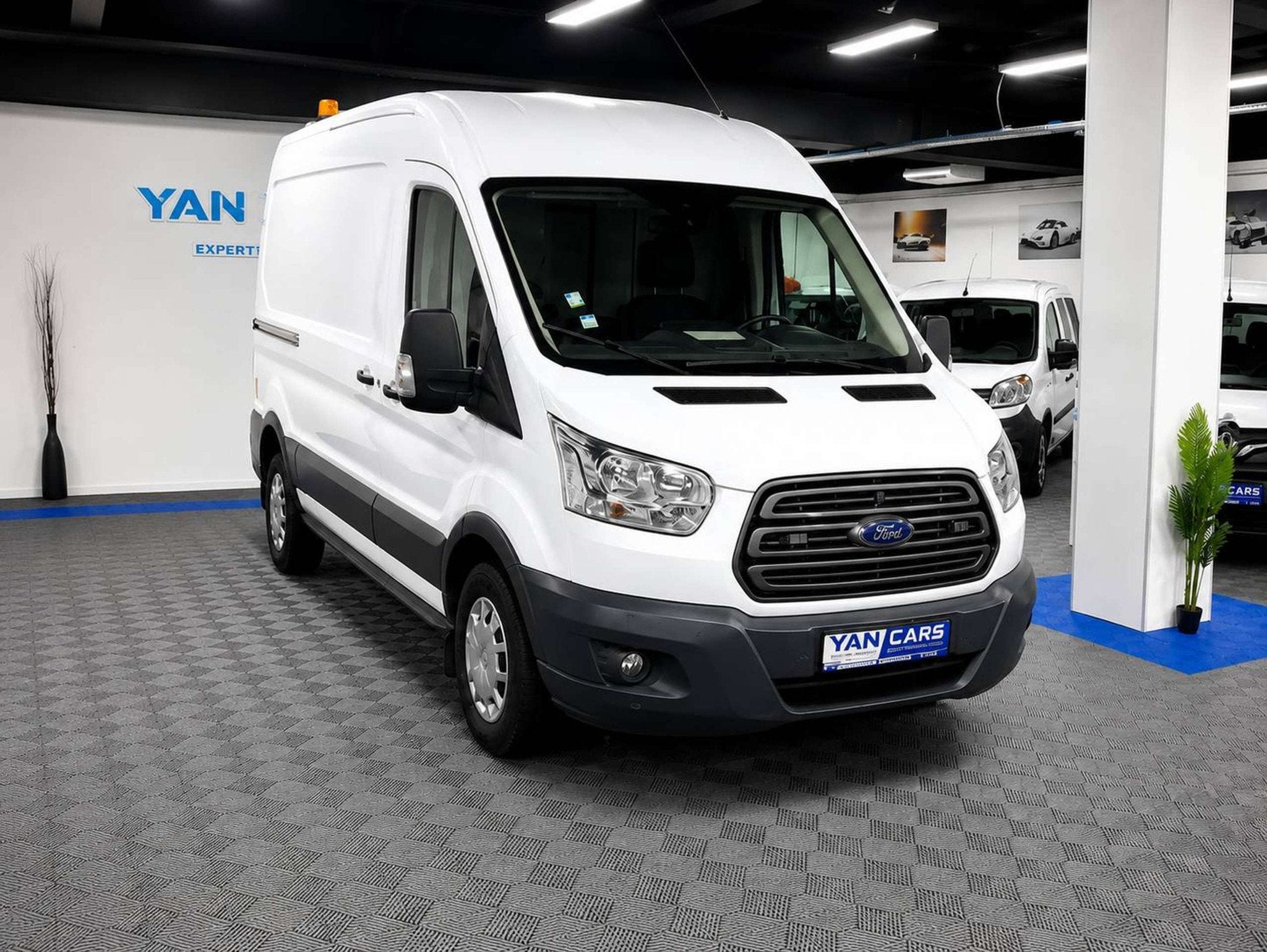 Ford Transit Distri+Turbo+Injecteurs neufs | Étagères pro, Aide au démarrage en côte, Achat, Euro 6, Entreprise