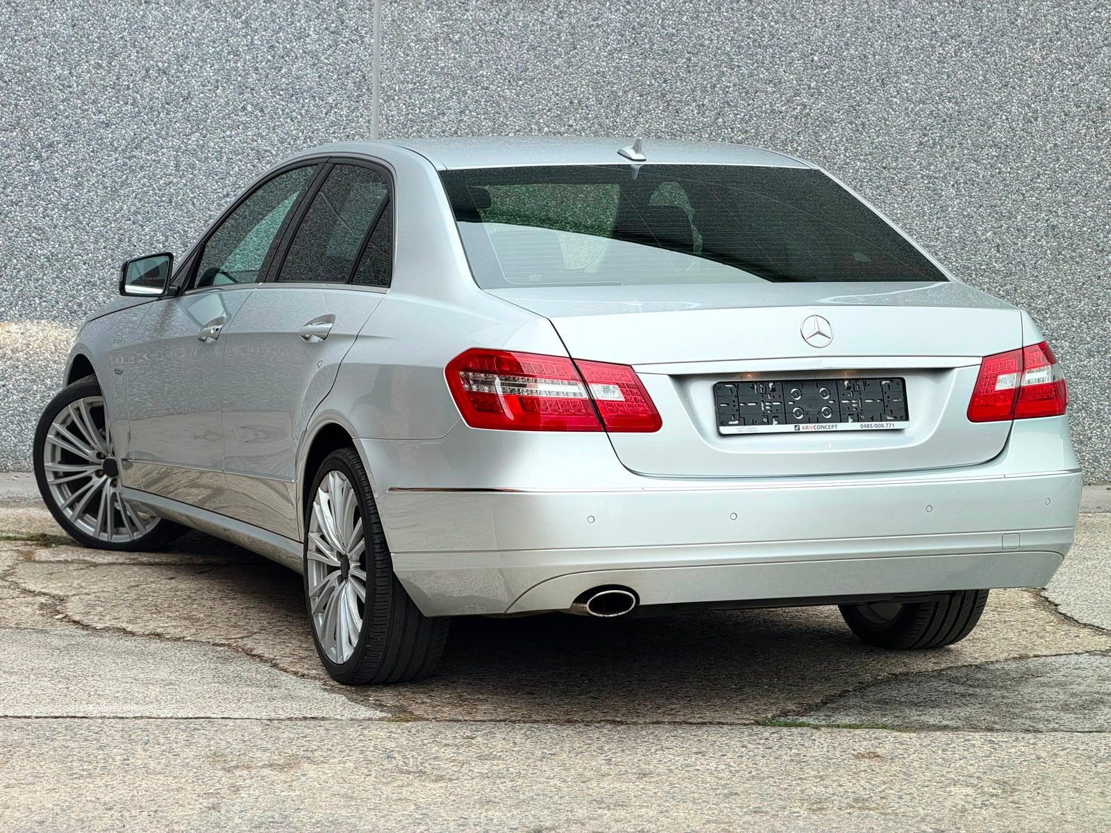 Mercedes E200 CGI BlueEfficiency Avantgarde GARANTIE 12 mois, Argent ou Gris, Achat, Entreprise, Noir