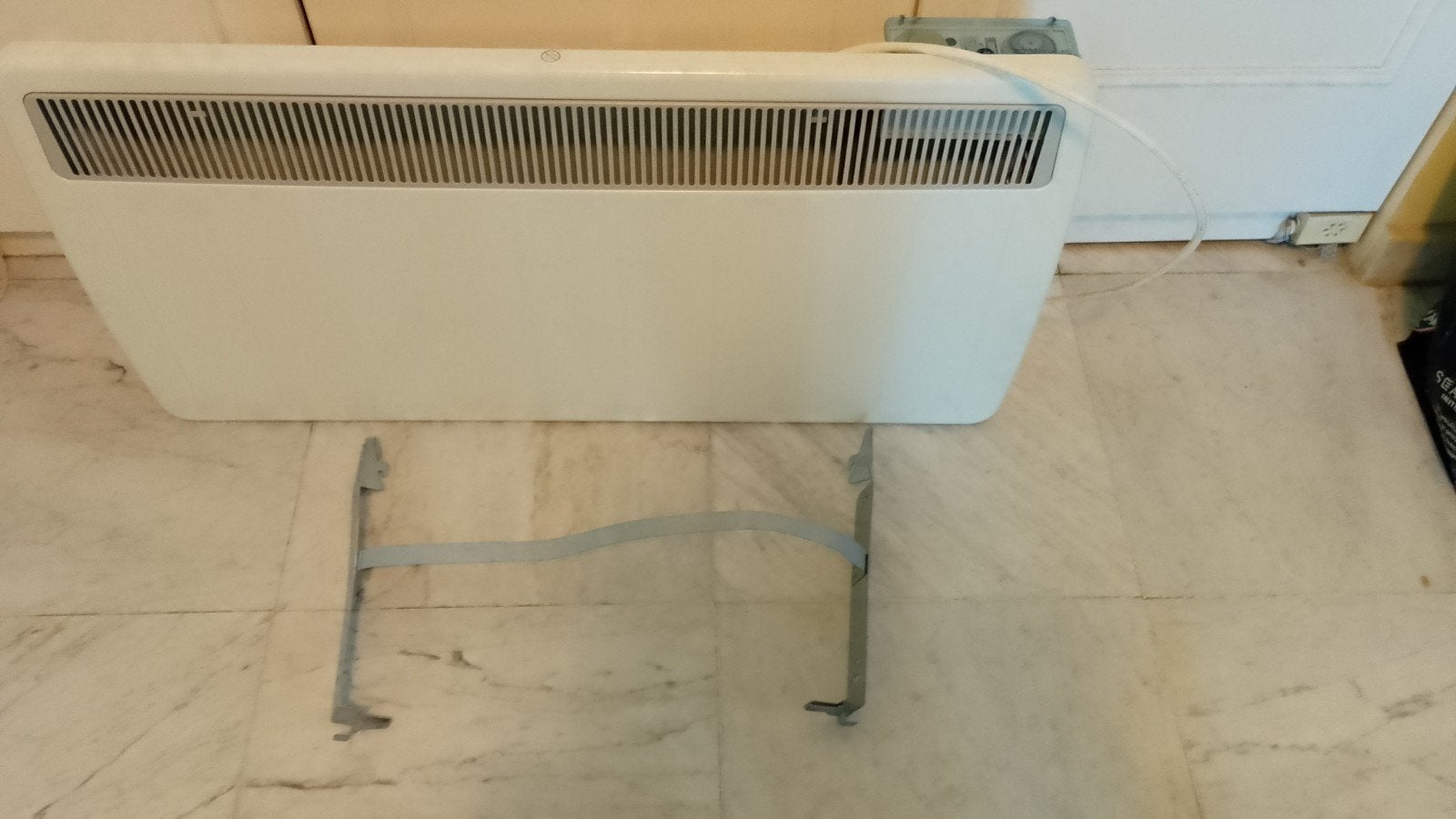 radiateur electrique, 800 watts ou plus, Thermostat, Enlèvement, Utilisé