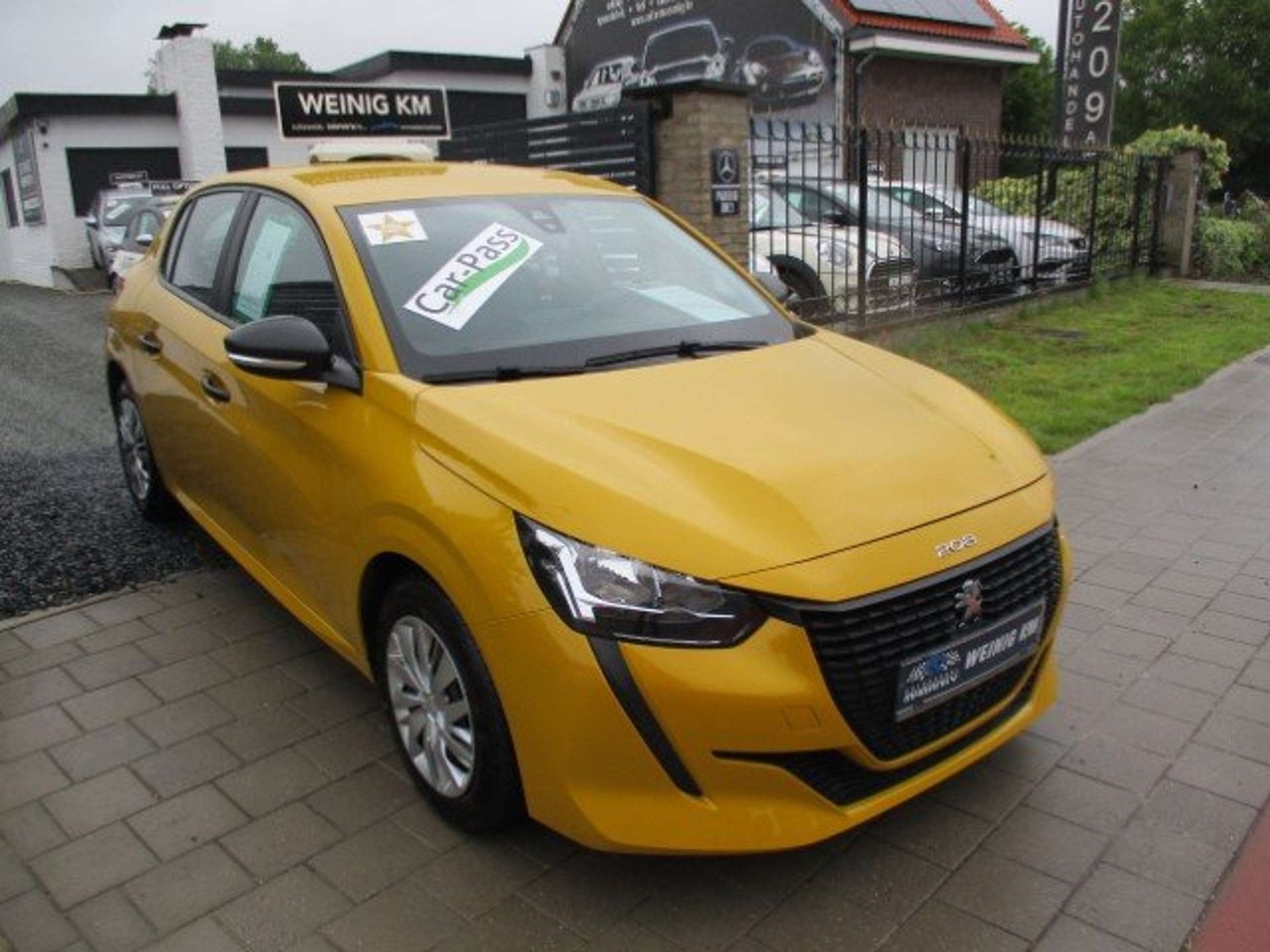 Peugeot 208 1.2i PureTech Active (EU6.3) AIRCO CRUISE CONTRO, Auto's, Stof, Euro 6, 1055 kg, Multifunctioneel stuurwiel